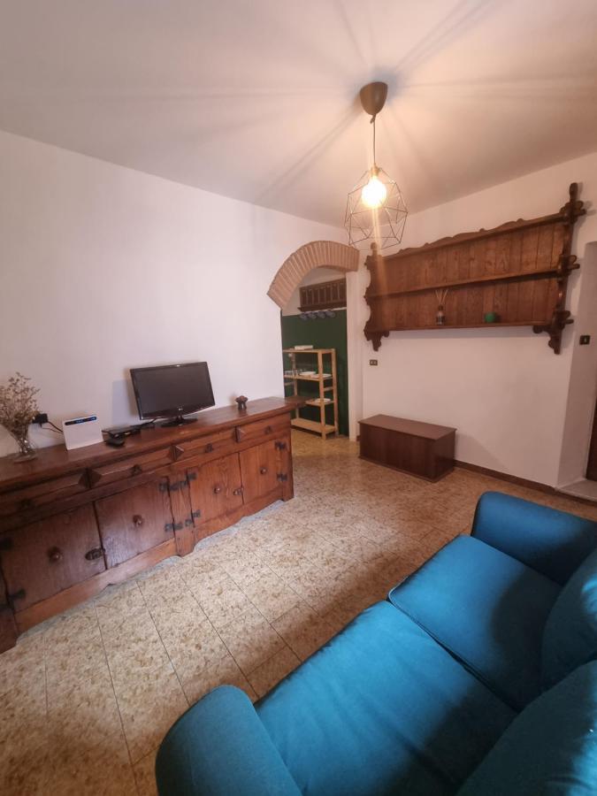פיניונה Il Borgo Apartment מראה חיצוני תמונה